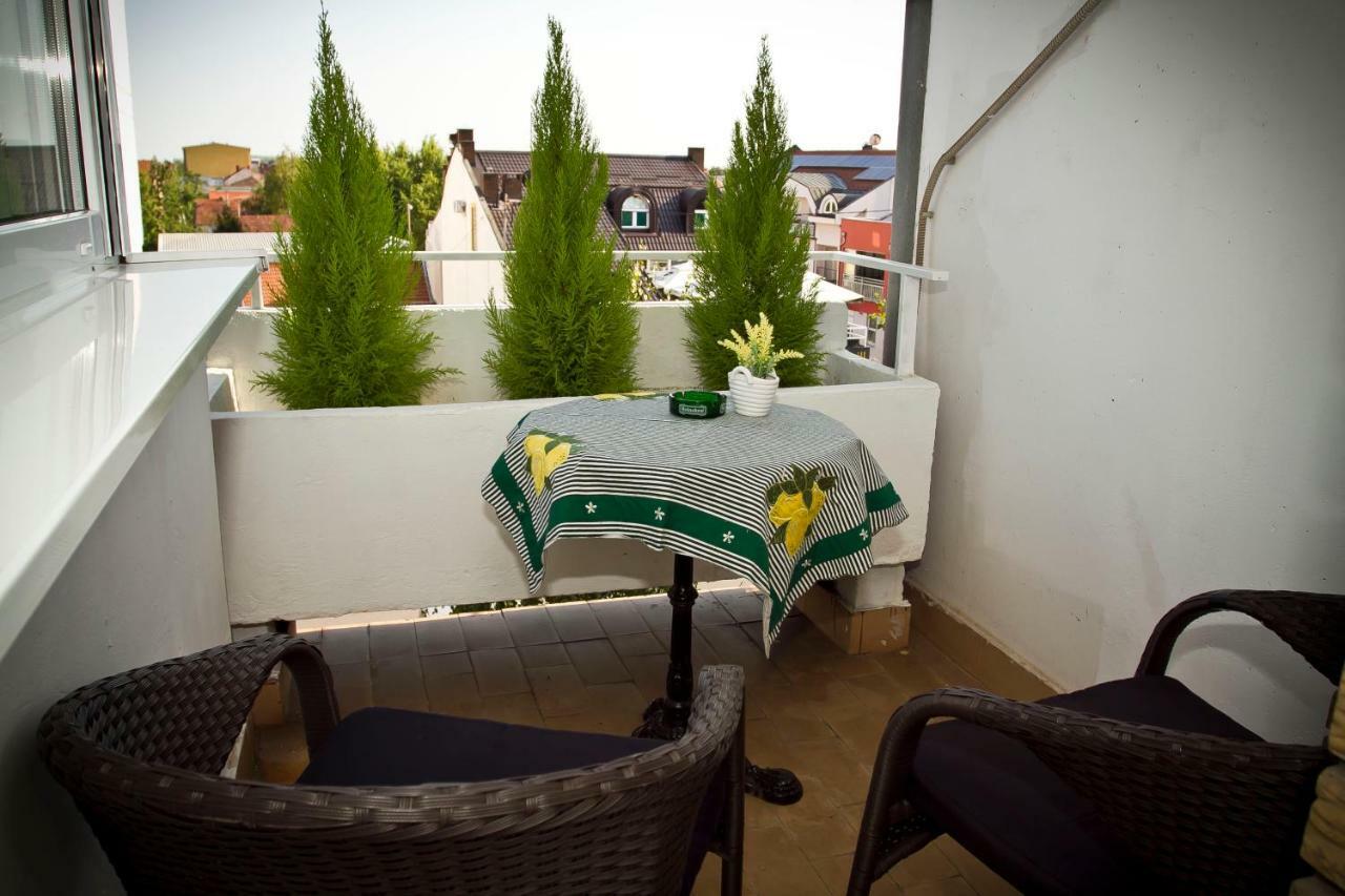 Apartment Pluvia Osijek Luaran gambar
